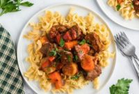 Hearty Slow Cooker Hungarian Goulash with Noodles