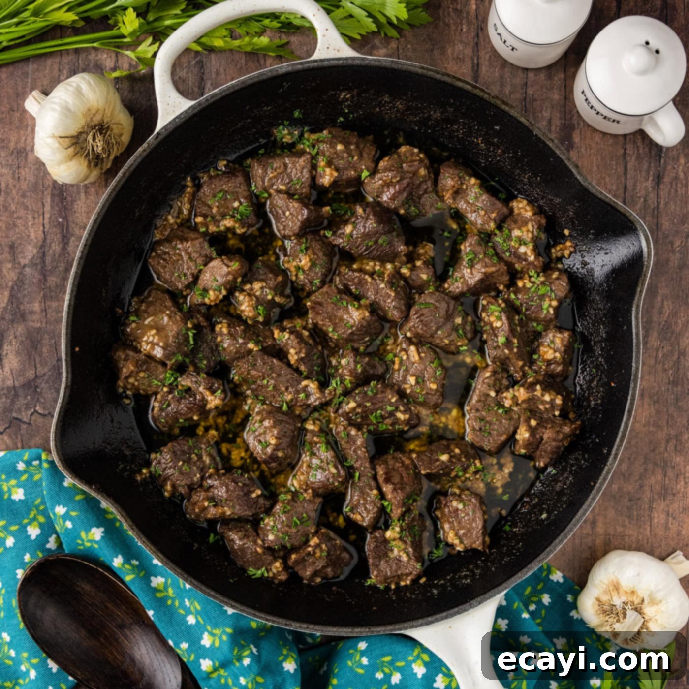 Mouthwatering Garlic Butter Steak Bites 1 featured 106760