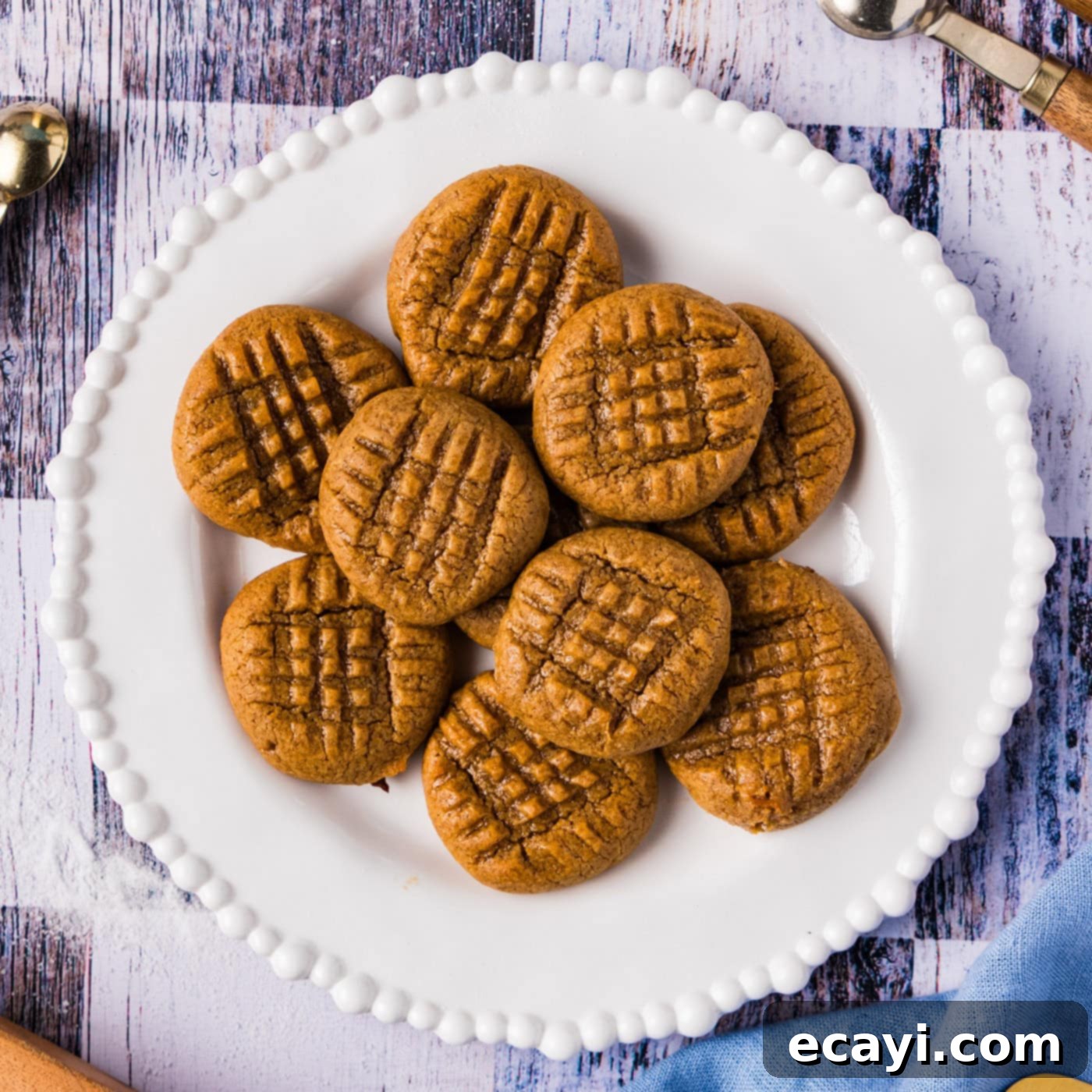 Guilt-Free Keto Peanut Butter Treats 1 featured 107097