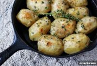 Crispy Cast Iron Roast Potatoes