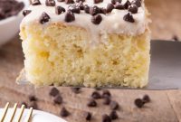 Creamy Ricotta Cannoli Poke Cake
