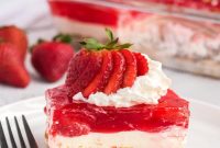 Strawberry Pretzel Delight