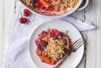 Golden Summer Fruit Crumble