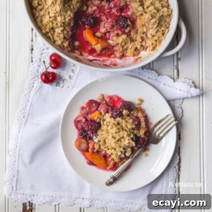 Golden Summer Fruit Crumble 1 featured 13554