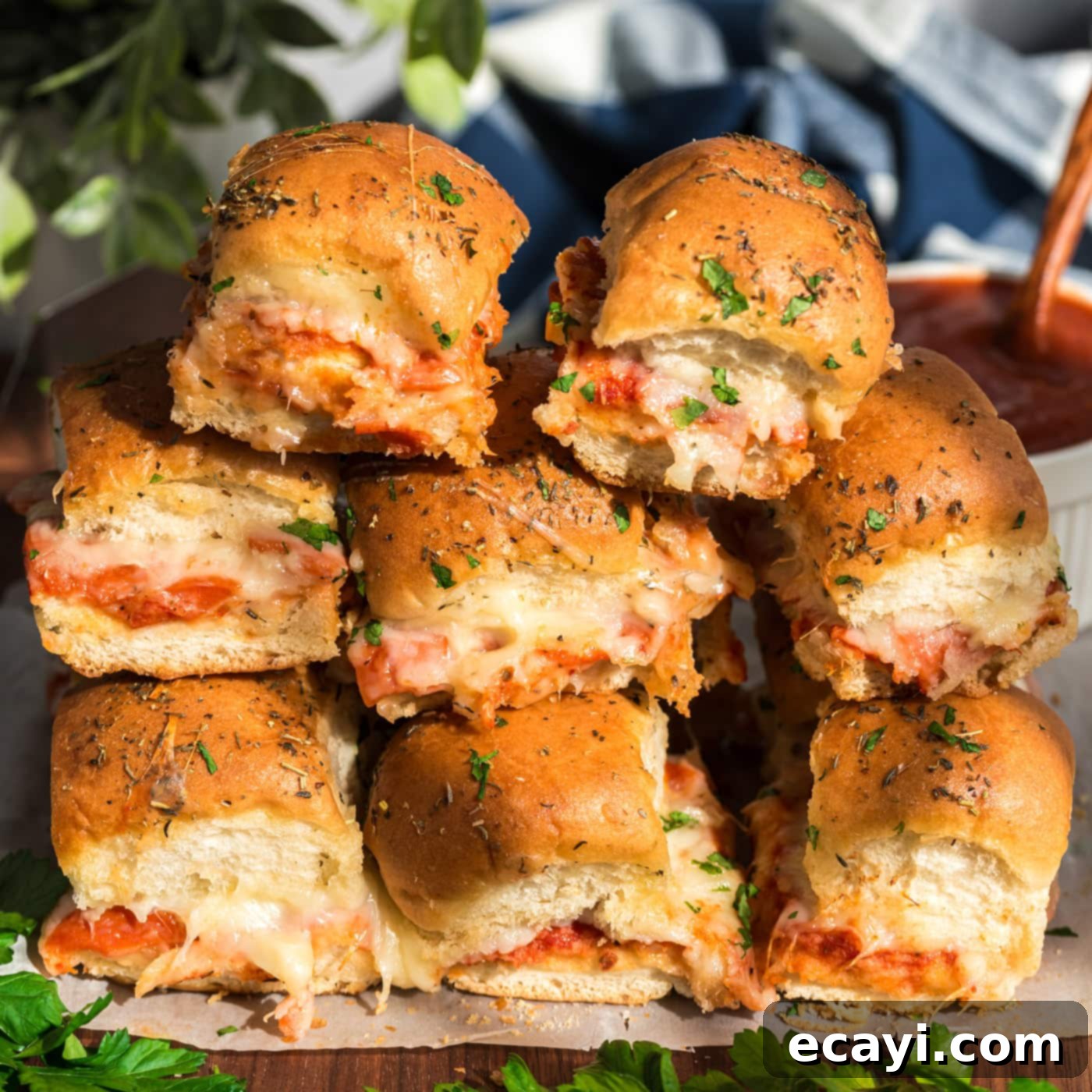 Cheesy Pizza Bites 1 featured 14289