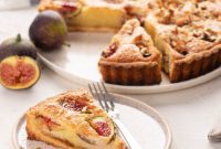 Honey-Glazed Fig and Almond Tart