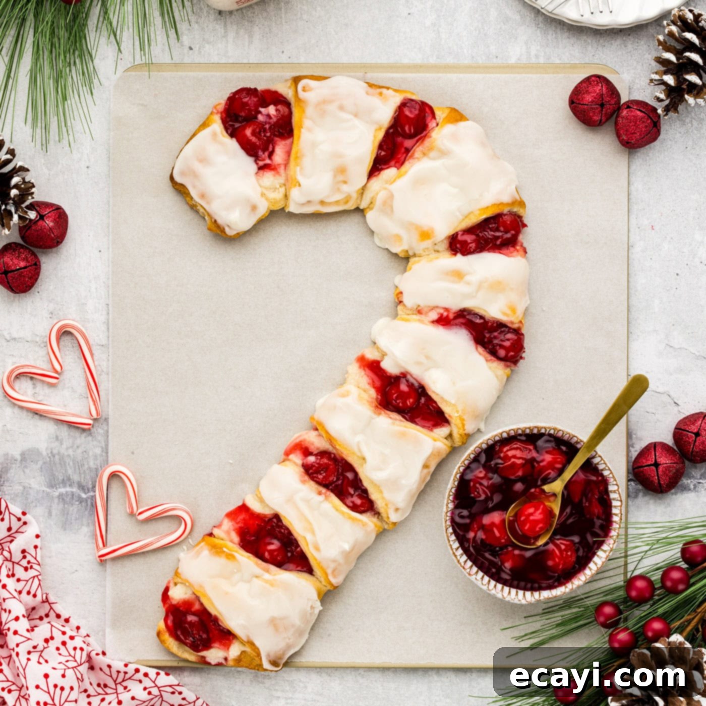 Peppermint Swirl Danish 1 featured 16245