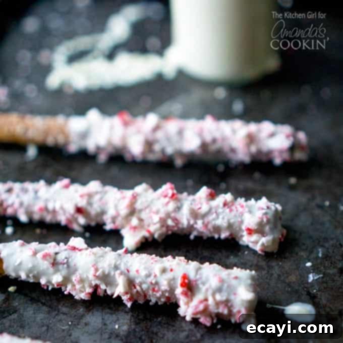Holiday Minty Pretzel Crunch 1 featured 16451