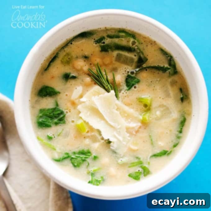 Effortless White Bean Soup 1 featured 16586