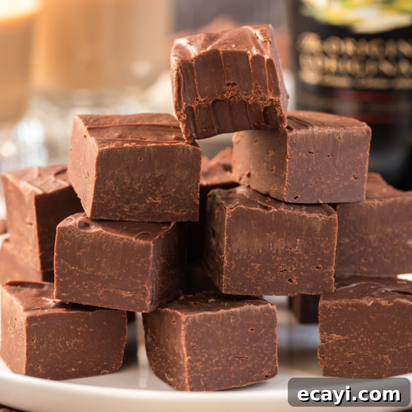 Effortless 4 Ingredient Baileys Fudge 1 featured 17467