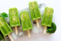 Vibrant Green Smoothie Pops