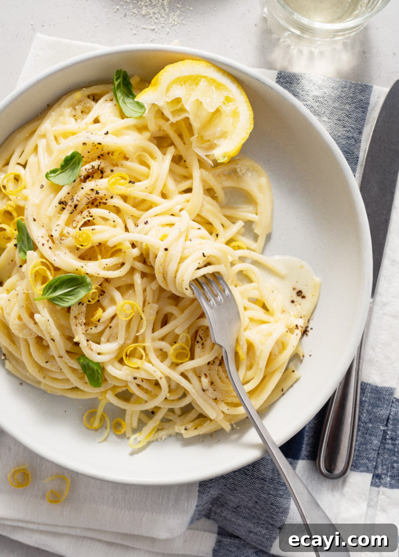 Zesty Lemon Cream Spaghetti 1 featured 20990