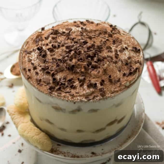Decadent Tiramisu Trifle 1 featured 26625