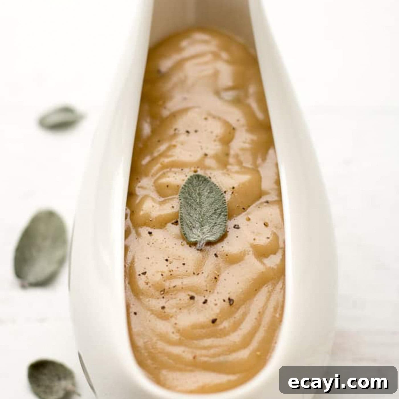 Perfect Turkey Gravy From Scratch 1 featured 29482