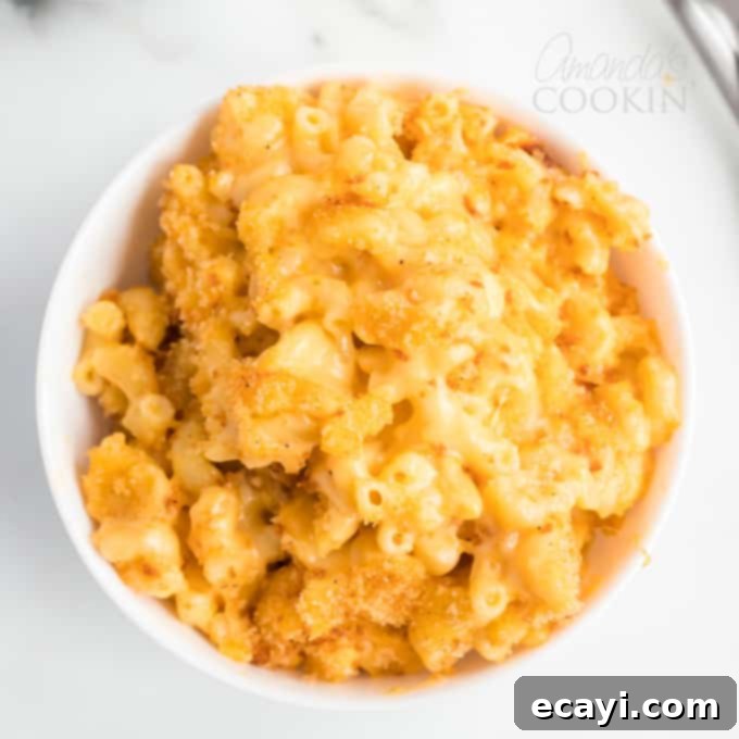 Golden Crusted Mac and Cheese 1 featured 30291
