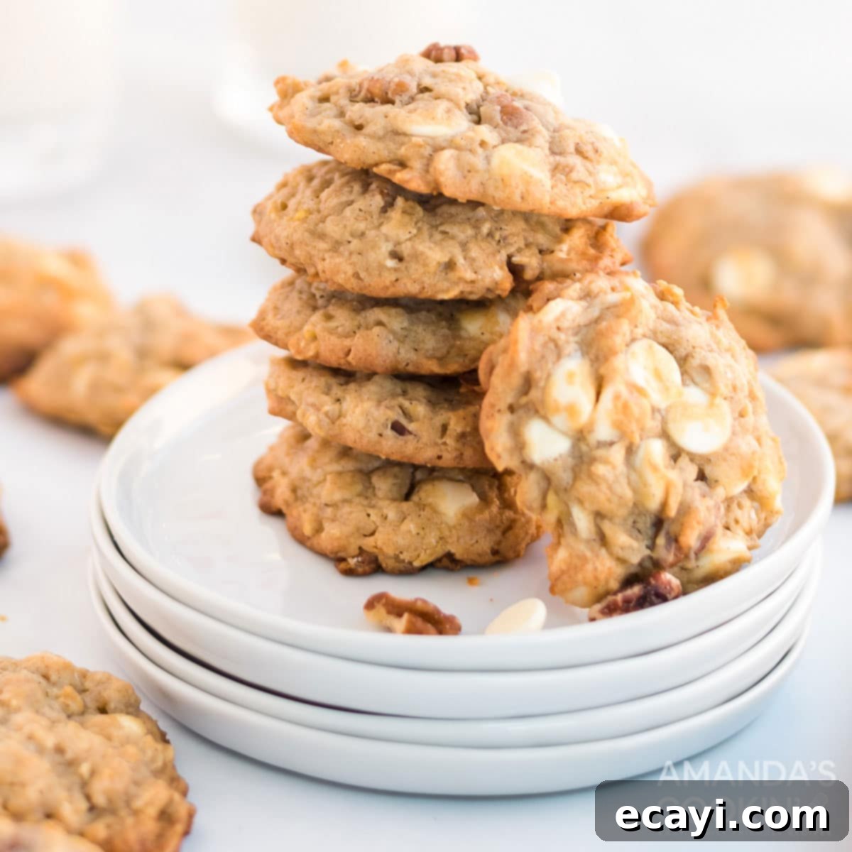 Soft-Baked Banana Cookies 1 featured 47256