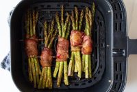 Crispy Air Fryer Bacon Asparagus Bundles