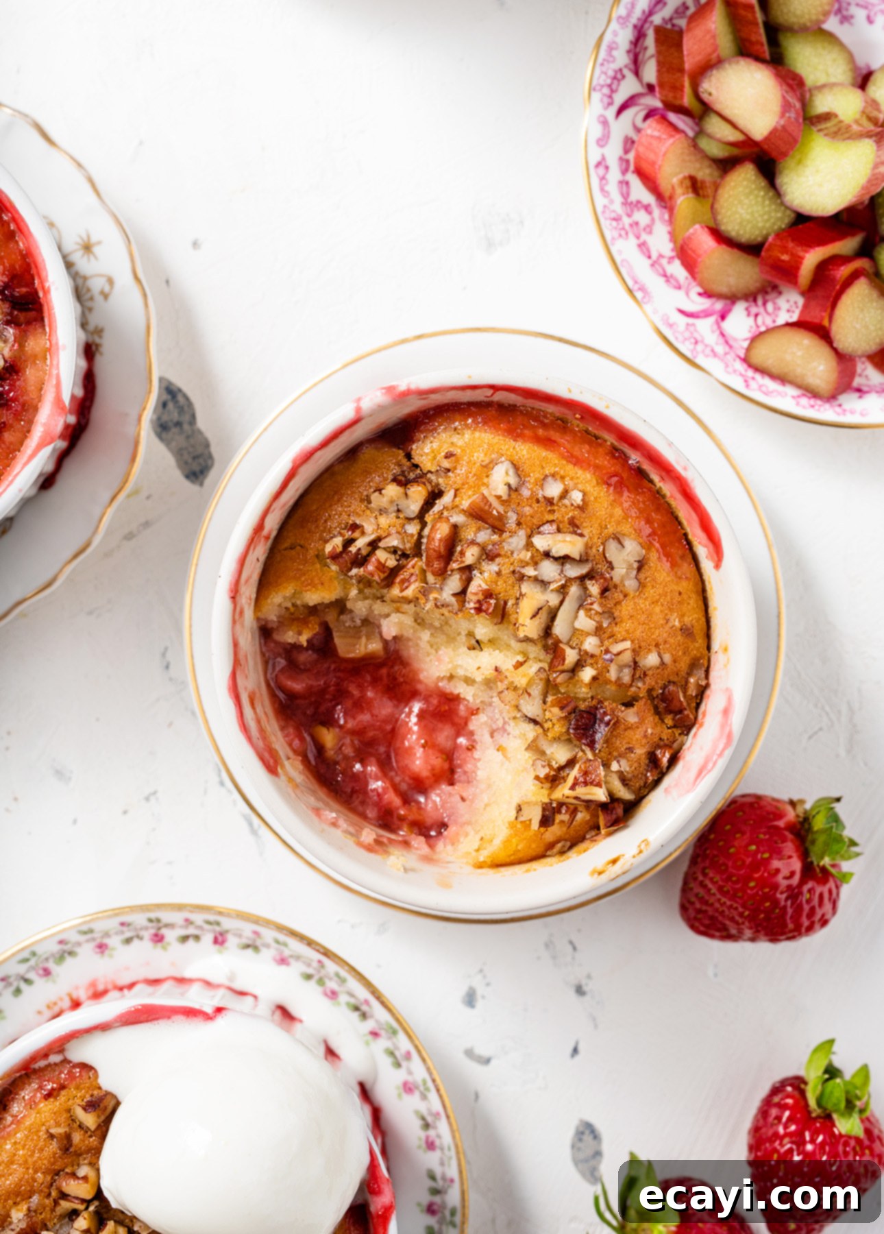 Luscious Strawberry Rhubarb Pudding Cakes 1 featured 5479
