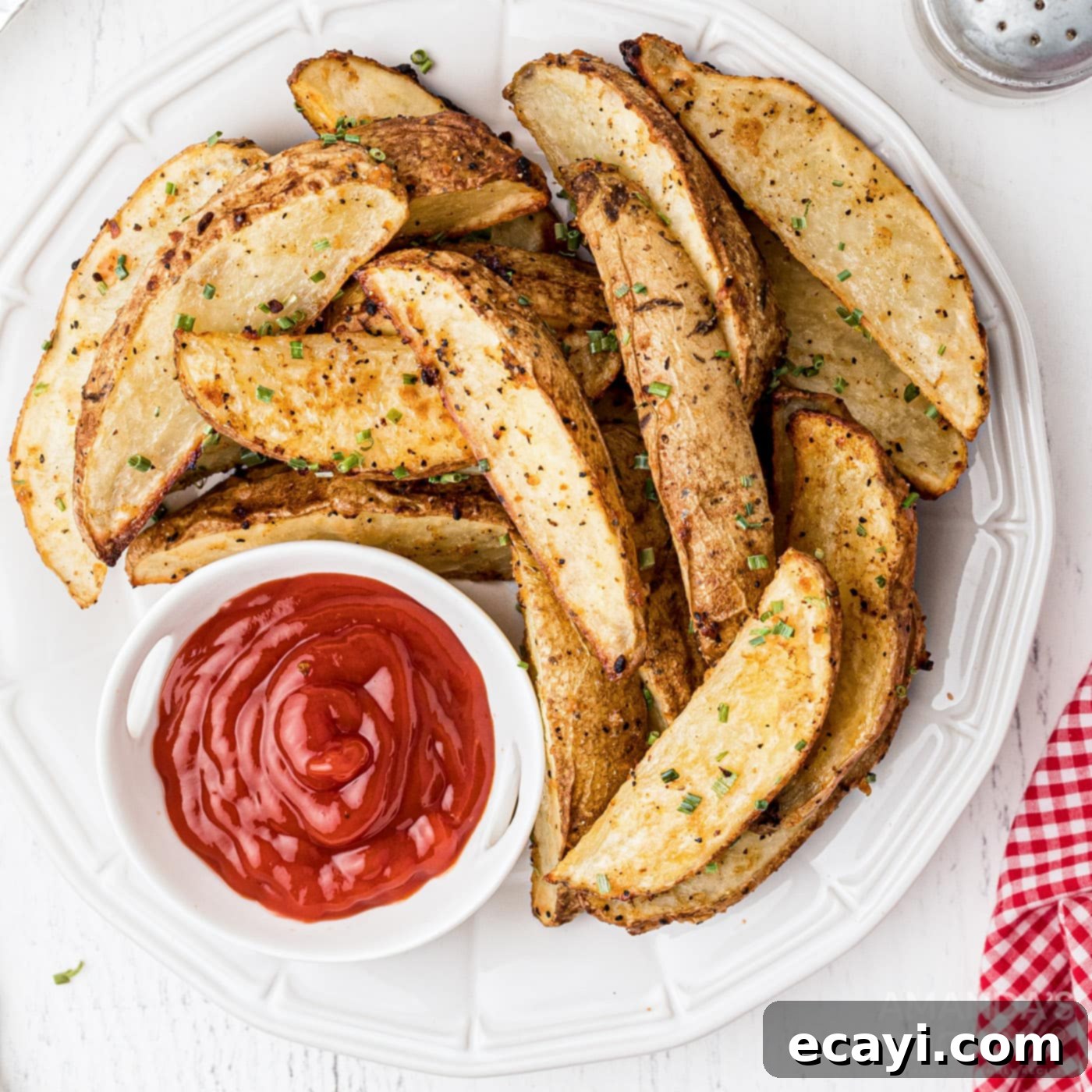 Golden Spiced Wedges 1 featured 57324