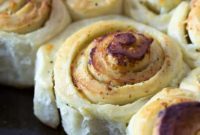 Mouthwatering Garlic Parmesan Rolls