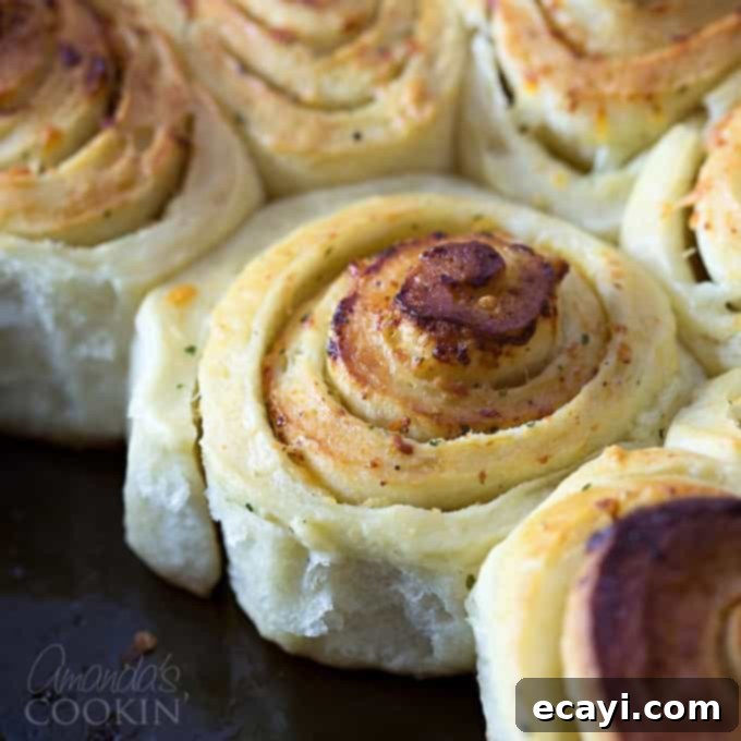 Mouthwatering Garlic Parmesan Rolls 1 featured 5836
