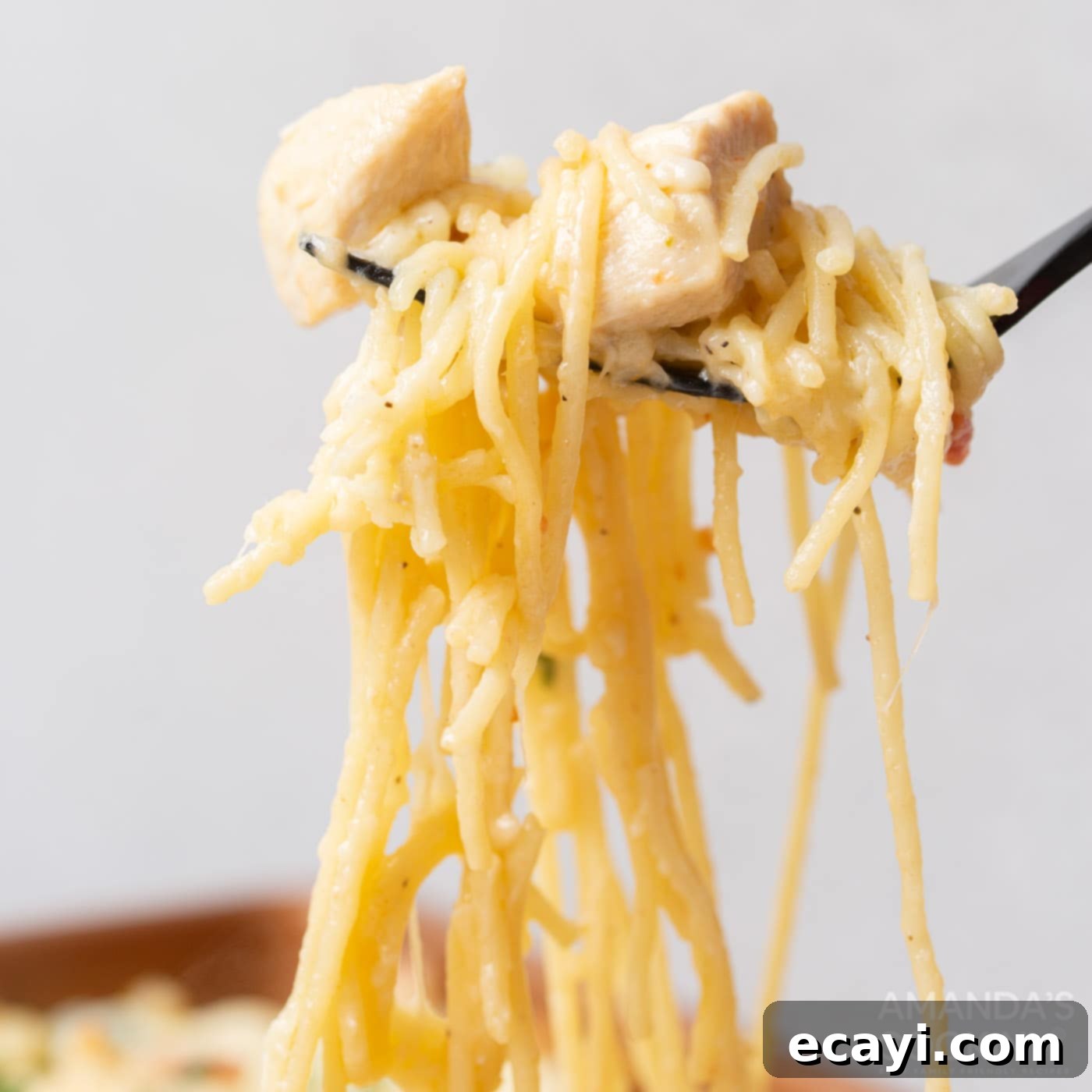 Creamy Chicken Spaghetti Bake 1 featured 60472