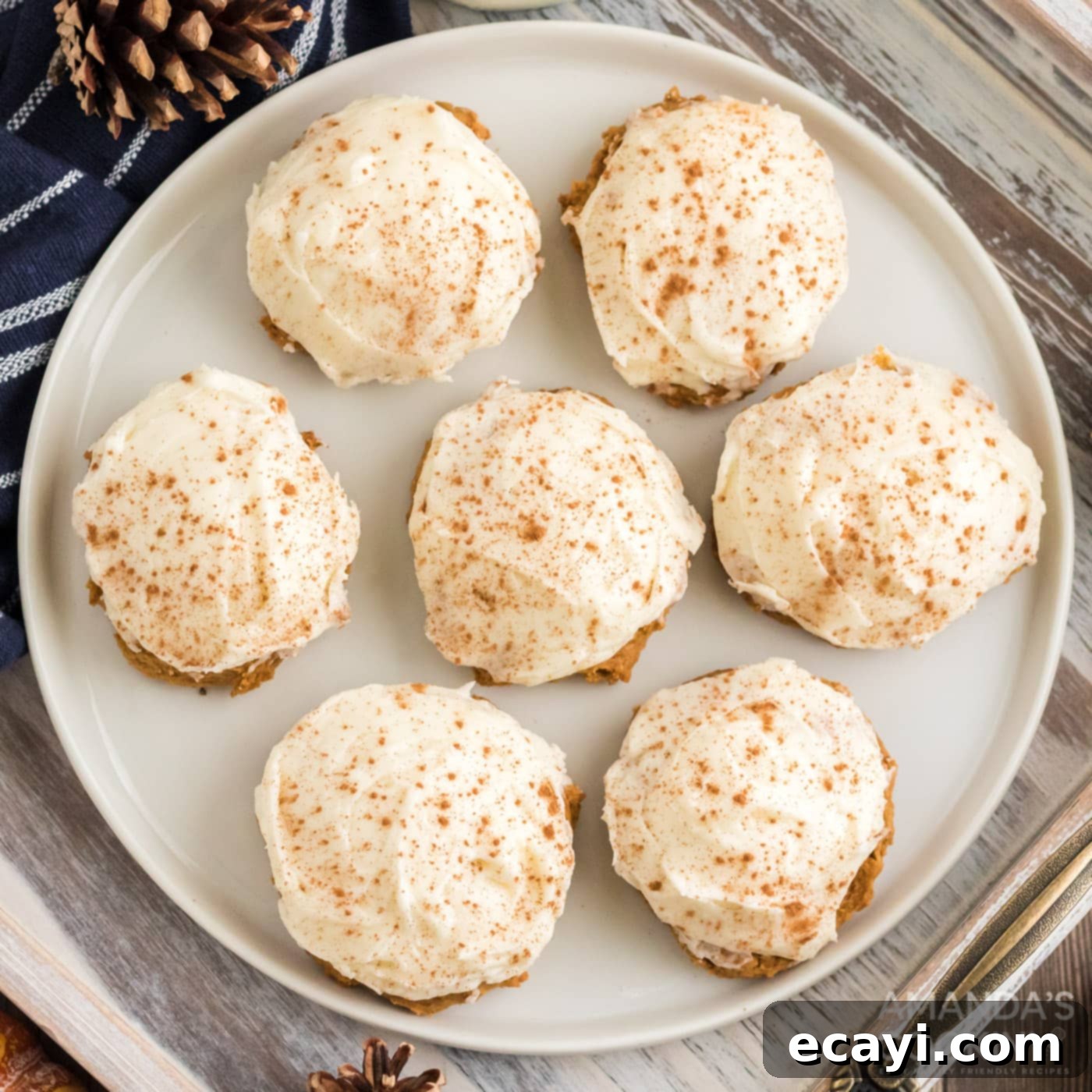 Easy Pumpkin Cake Mix Cookies 1 featured 61509