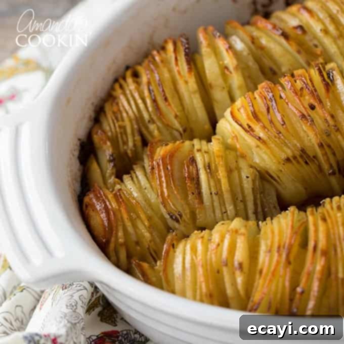 Golden Crispy Roast Potatoes 1 featured 6154