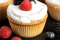 Golden Pound Cupcakes