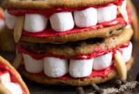 Vampire’s Kiss Sandwich Cookies