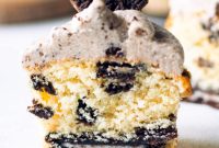 Ultimate Oreo Cupcakes