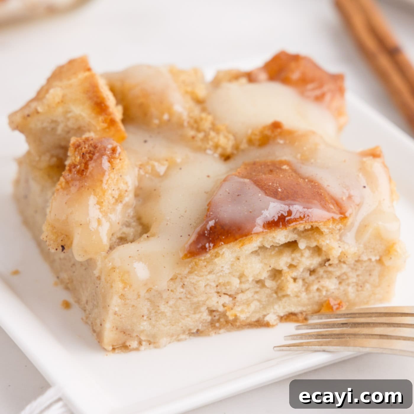 Homemade Bread Pudding Perfection 1 featured 65203
