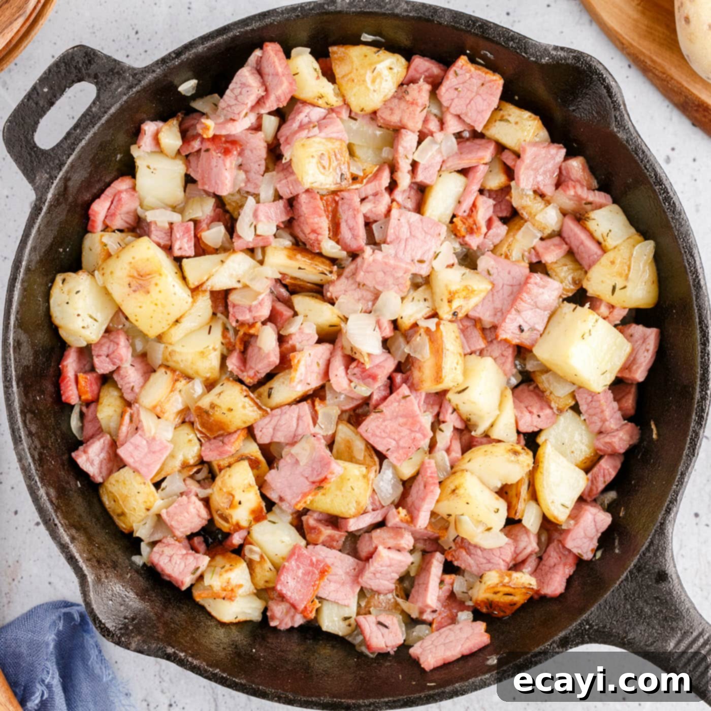 Crispy Corned Beef Hash 1 featured 67402