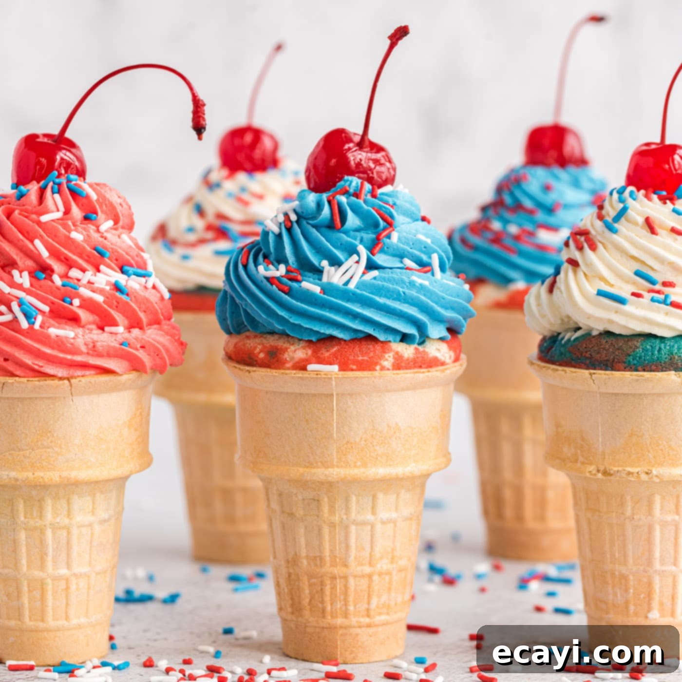 Patriotic Cone Cupcakes 1 featured 72488
