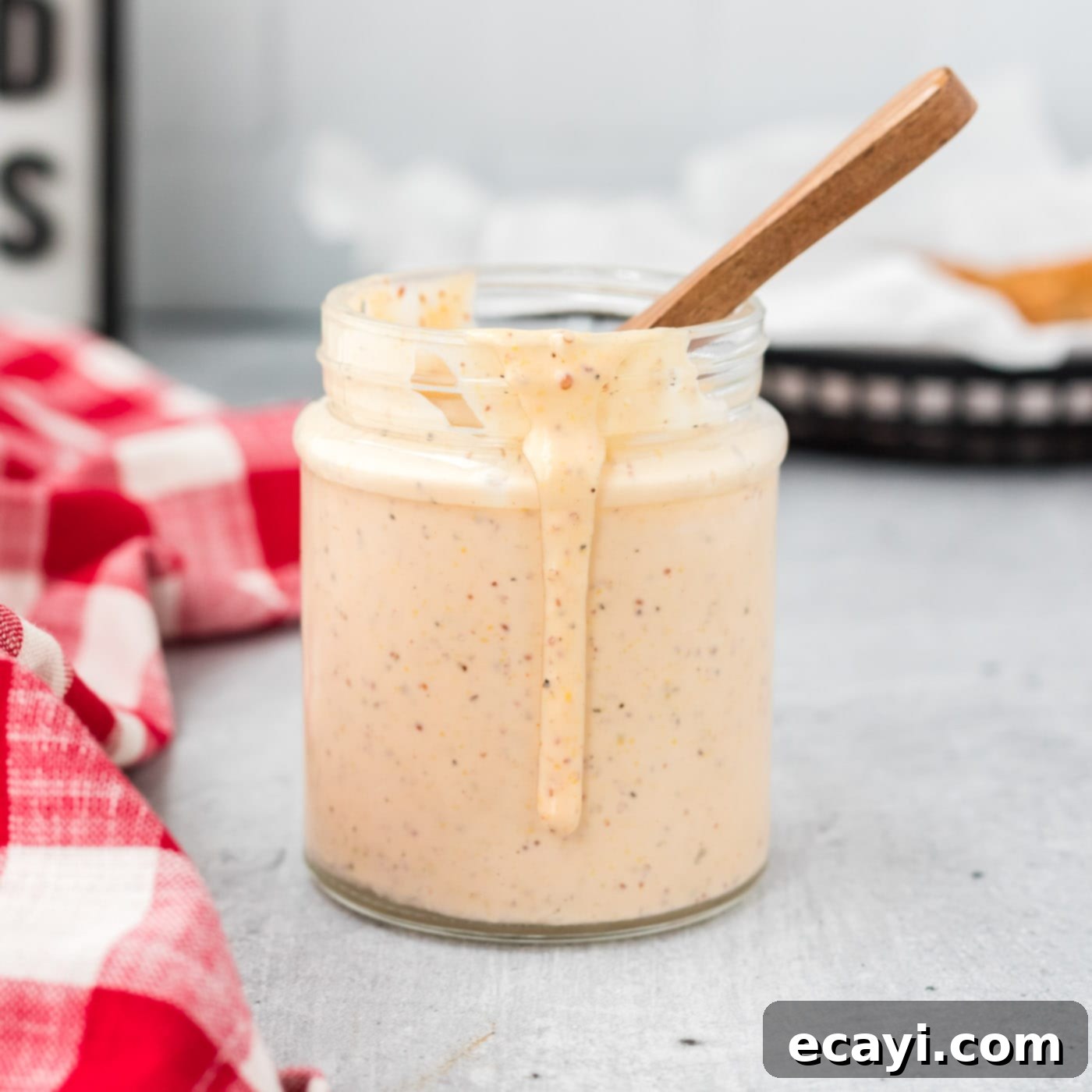 Tangy Southern White BBQ Sauce 1 featured 73245