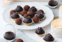 Wild Blueberry and Blackcurrant Velvet Truffles