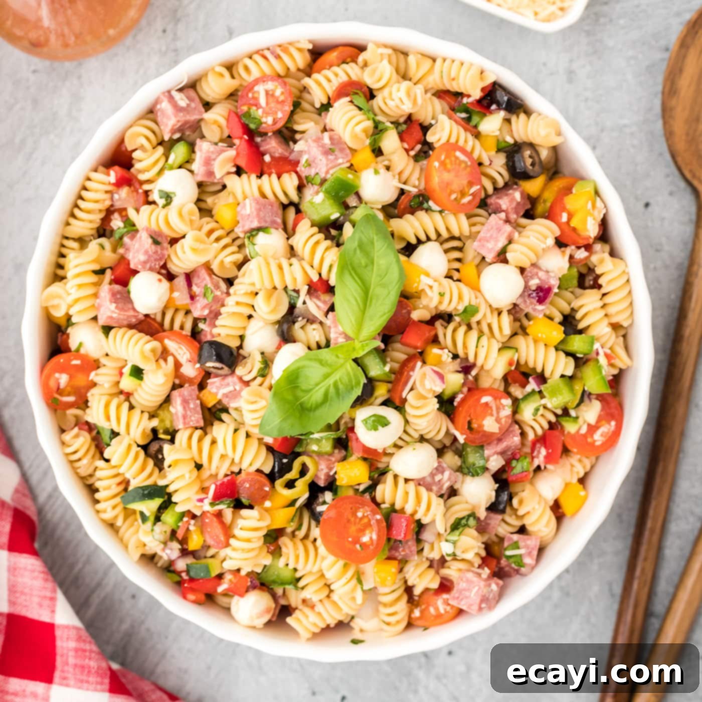 Zesty Italian Pasta Salad 1 featured 74223