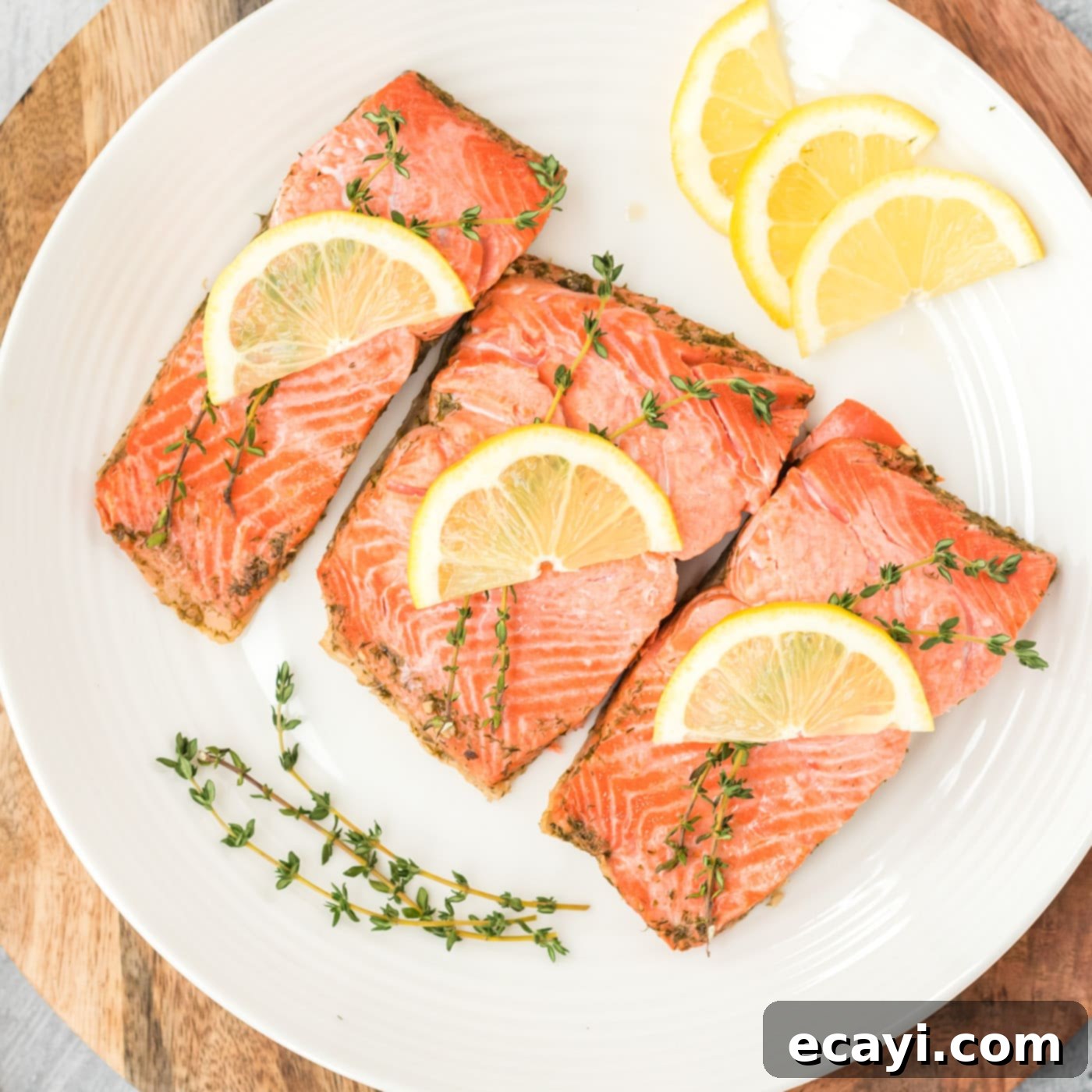 Perfectly Poached Salmon 1 featured 74530