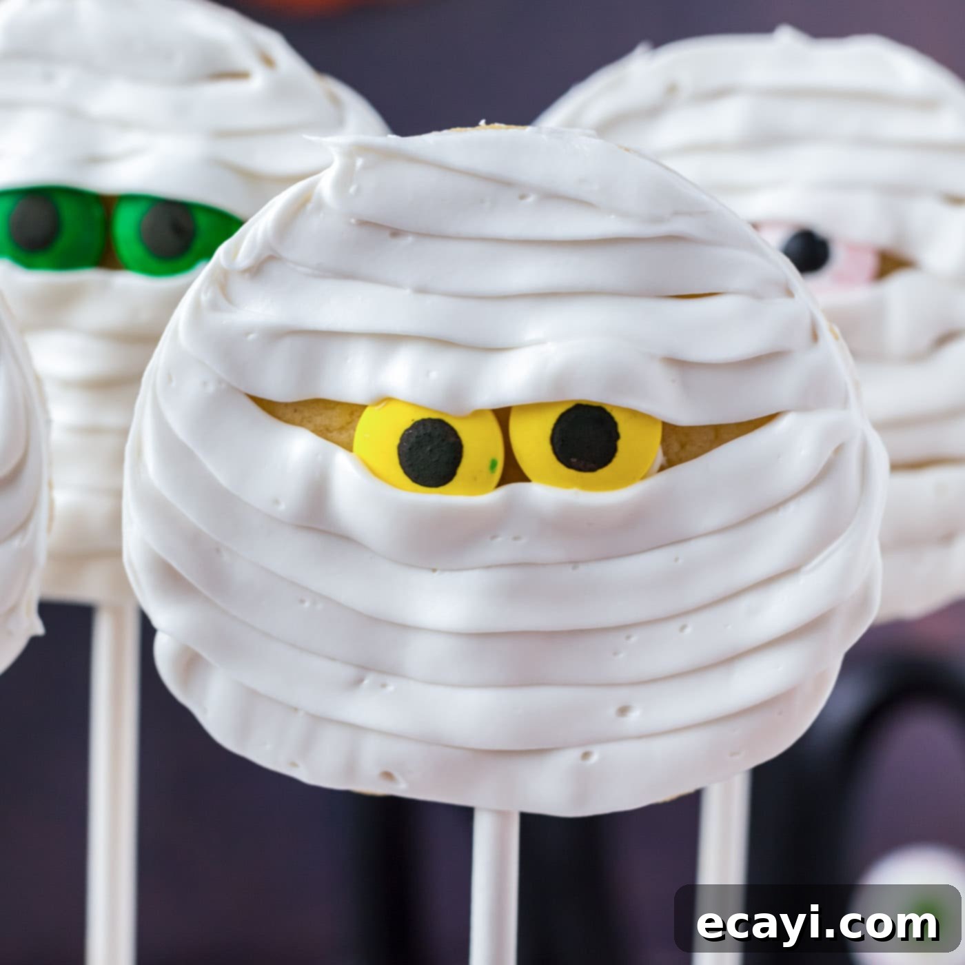 Spooktacular Mummy Cookies 1 featured 77970