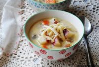 Farmhouse Garlic Potato Comfort Soup