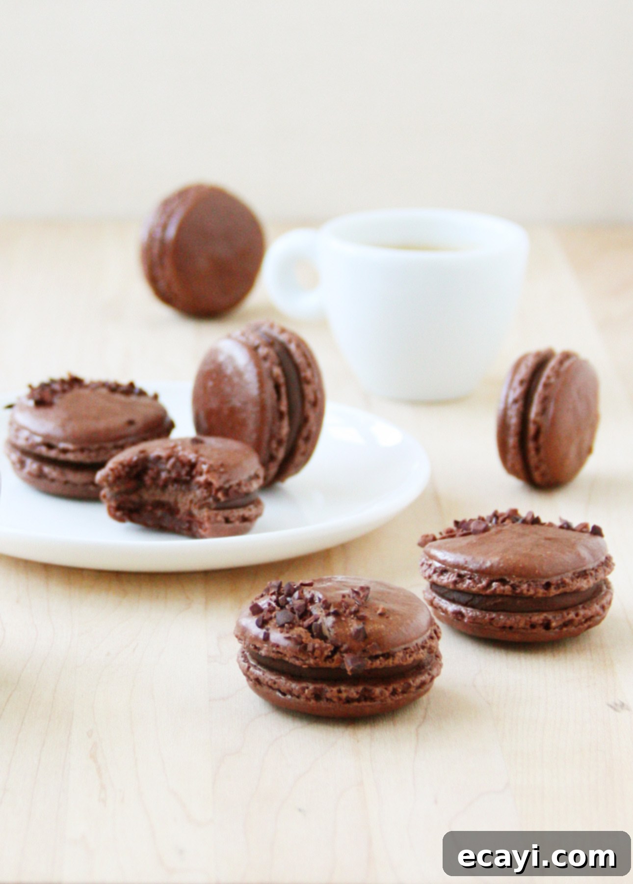 Decadent Dark Chocolate Macarons 1 featured 8756