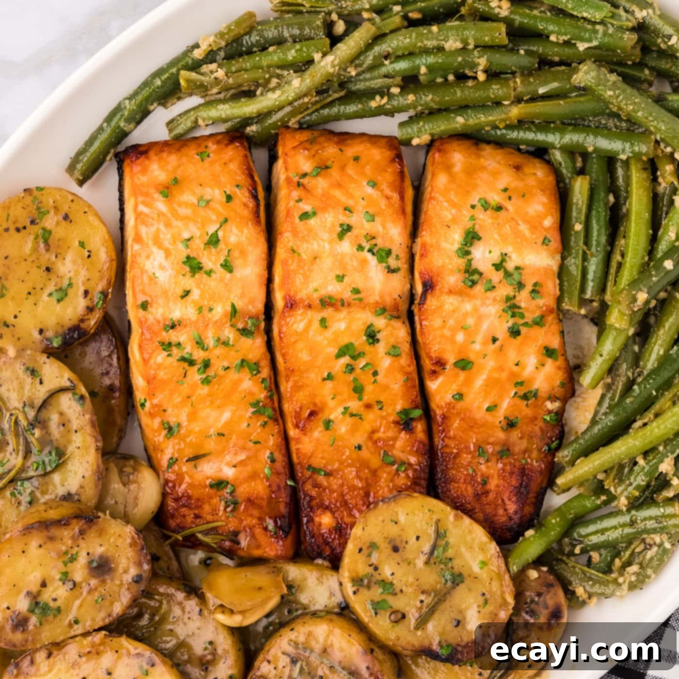 Caramelized Salmon 1 featured 88375