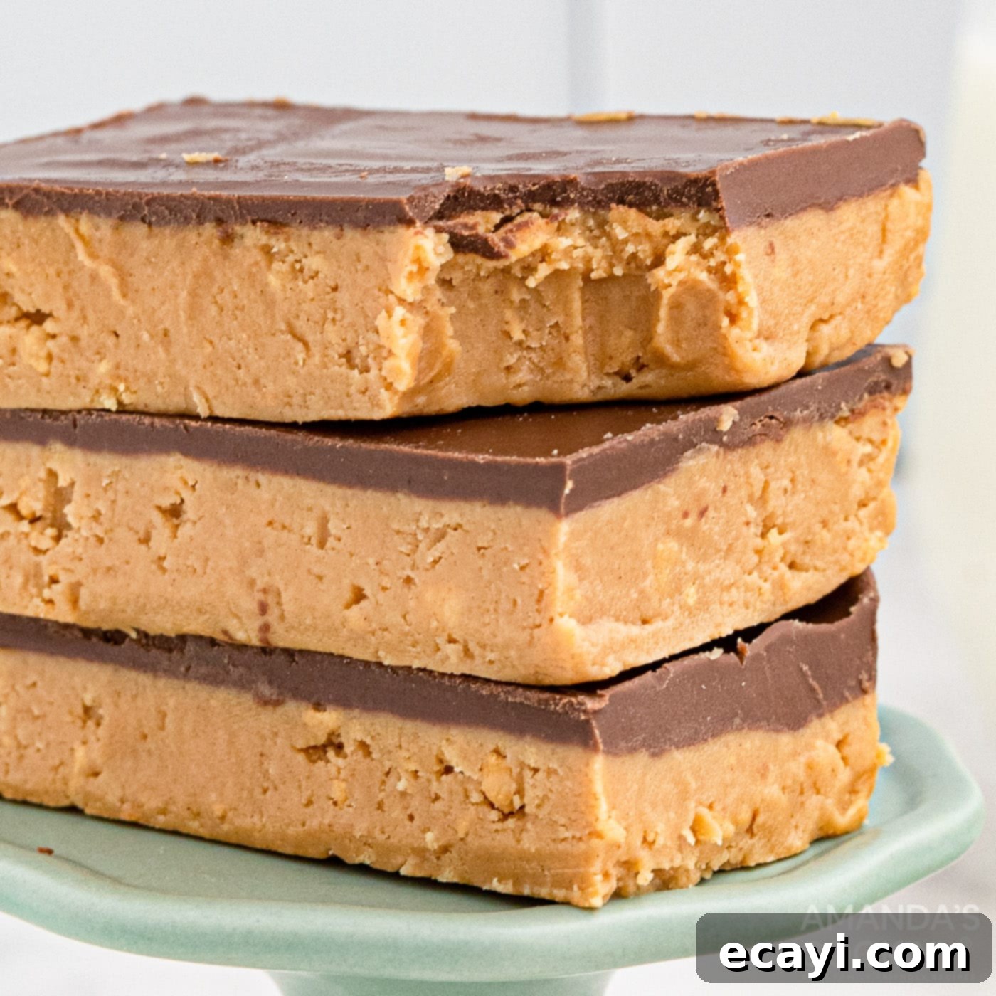 Peanut Butter Dream Bars 1 featured 8959