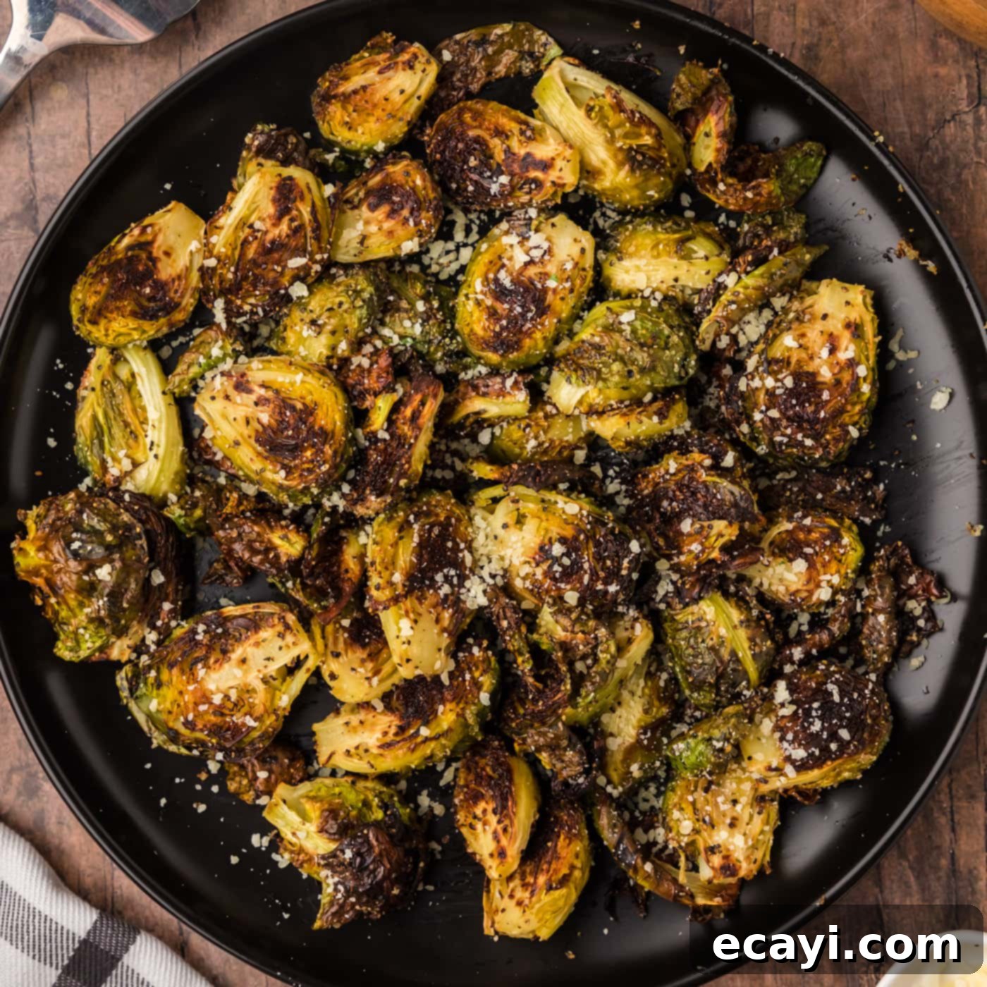 Crispy Roasted Brussels Sprouts 1 featured 90684