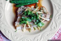 Parchment-Steamed Oriental Fish