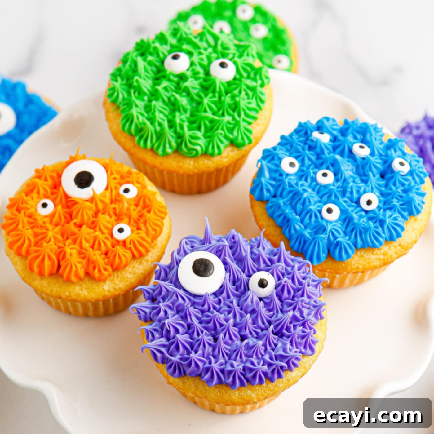 Ghoul-icious Cupcakes 1 featured 93090
