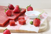 Strawberry Rhubarb Fruit Gems