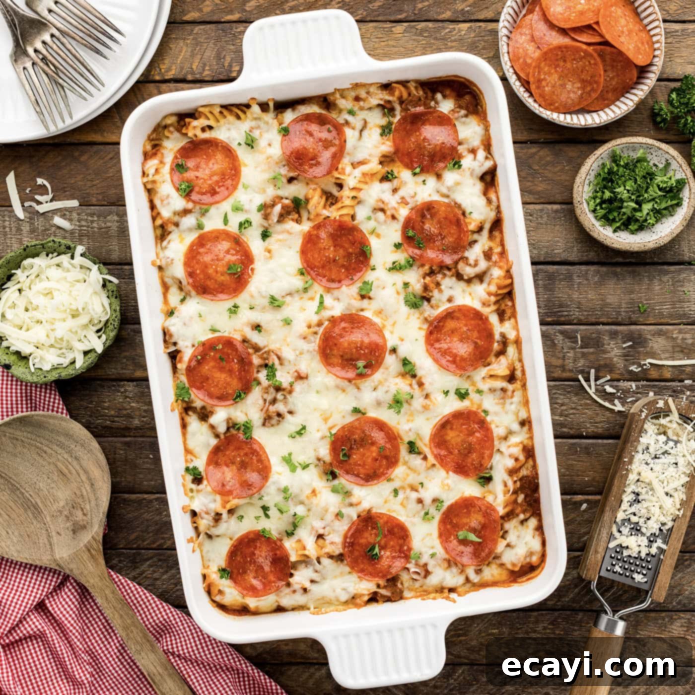 Ultimate Sausage and Pepperoni Pizza Bake 1 featured 9427