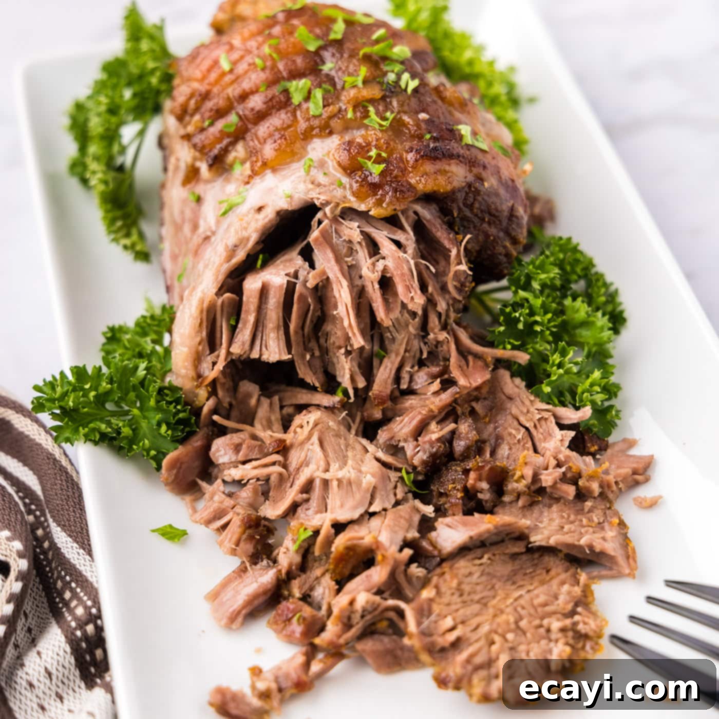 Succulent Lamb Leg Roast 1 featured 95107