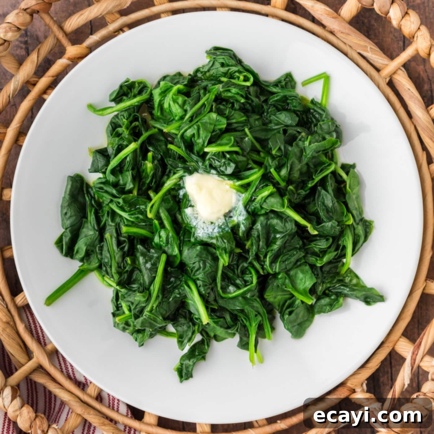 Perfectly Steamed Spinach 1 featured 95503